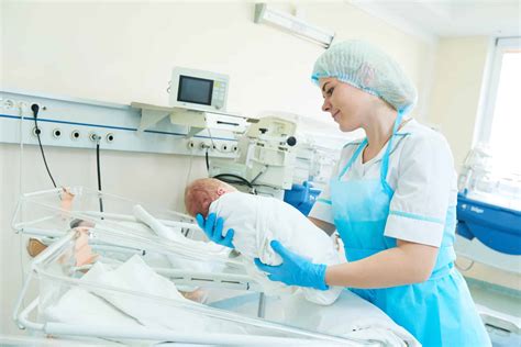 How to Become a Neonatal Nurse Practitioner (NNP) | Brookline College