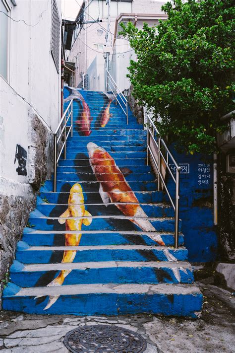 15 Must-See Photos of South Korean Street Art