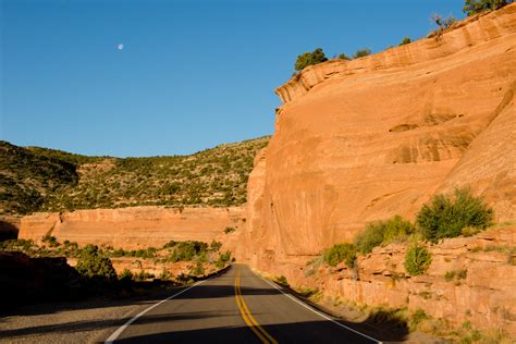 A public right of way existed on Rim Rock Drive | Images | Colorado Encyclopedia