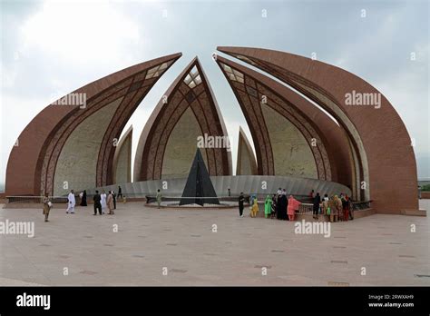 Pakistan Monument in Islamabad Stock Photo - Alamy