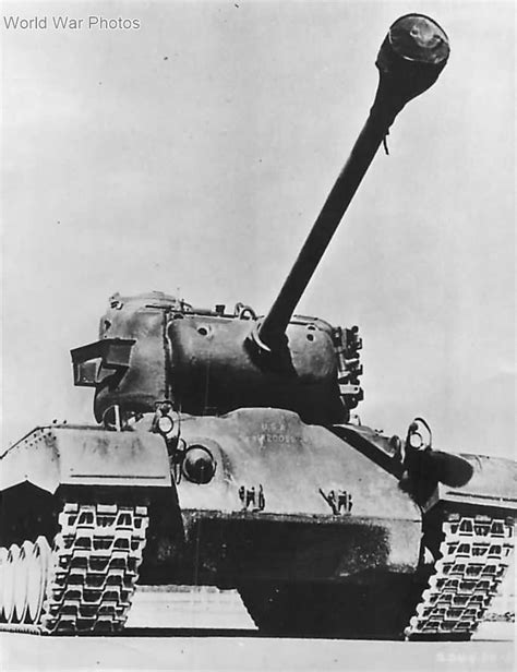 M26 Pershing tank built by Fisher Tank Arsenal 1945 | World War Photos