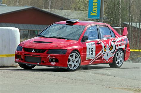 Mitsubishi Lancer Evolution VIII Rally Car | Mitsubishi lancer ...