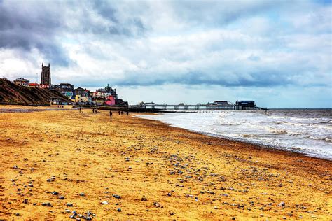 Cromer Beach, Pier And Town Photograph by Paul Thompson - Fine Art America