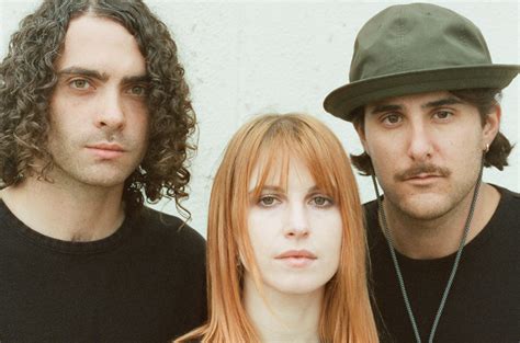 Paramore Tops Alternative Airplay Chart for First Time – Billboard