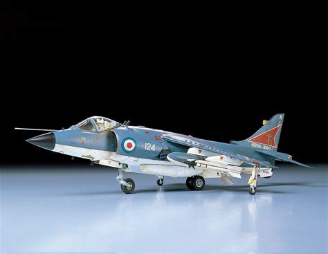 Hawker Sea Harrier Kit - Tamiya 61026 | kingshobby.com