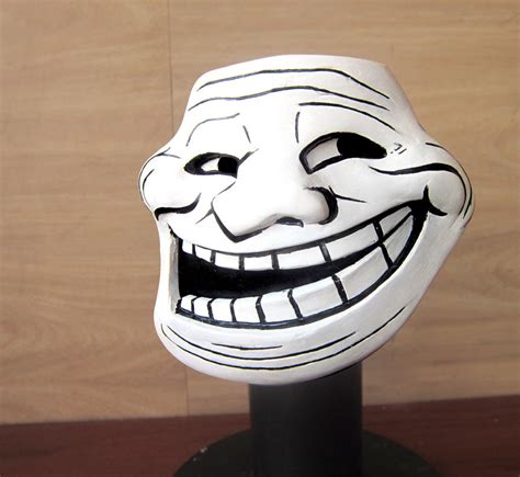 troll face mask by SHIZUKE1984 on DeviantArt