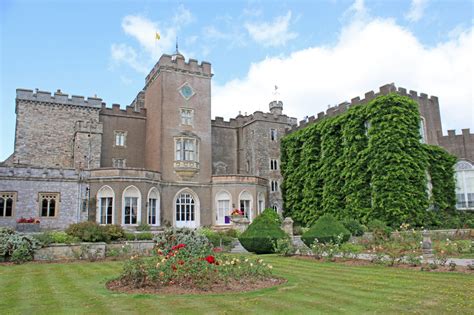 5 atmospheric castles in South Devon | Dart Valley Cottages