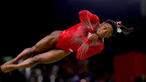 Rio Olympics 2016: Simone Biles wins gold medal in the vault ...