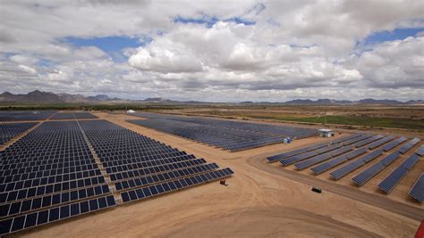 Solar plant moves Phoenix toward renewable energy goal