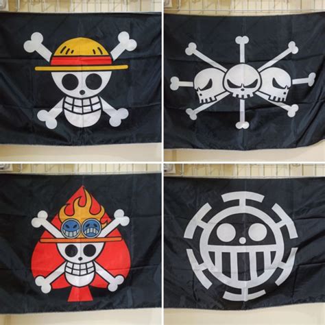 Jual Bendera Bajak Laut Logo Jolly Roger Anime One Piece luffy law zoro kaido marine | Shopee ...