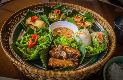 10 Best Restaurants In Cambodia To Try Its Cuisine