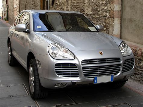 File:Porsche Cayenne Turbo front.jpg