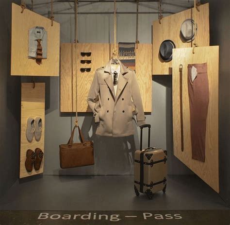 6 Visual Merchandising Examples That Drive Sales | Visual merchandising displays, Visual ...