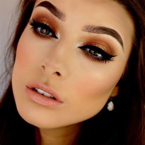 Loading... | Night makeup, Brunette makeup, Wedding makeup for brunettes