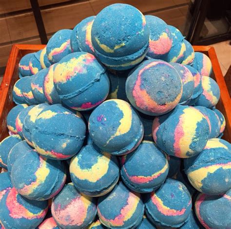 5 Best Selling Lush Bath Bombs Australia Wide - Fabulous and Fun Life