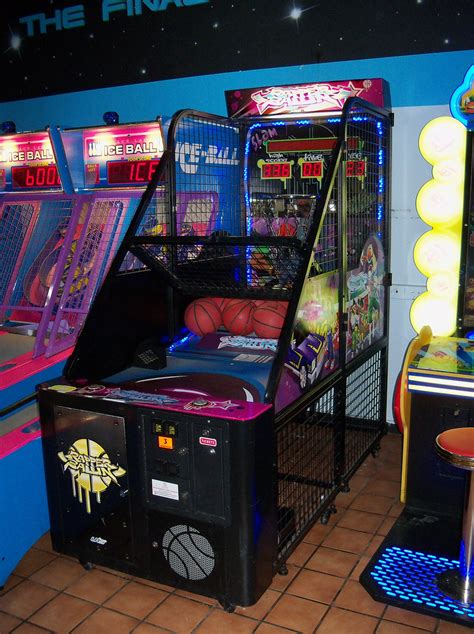 OH Columbus - Rapper Ballin | Rapper Ballin arcade game at P… | Flickr