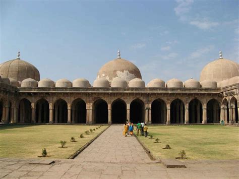 Jami Masjid at Mandu - Islamic Architecture in India