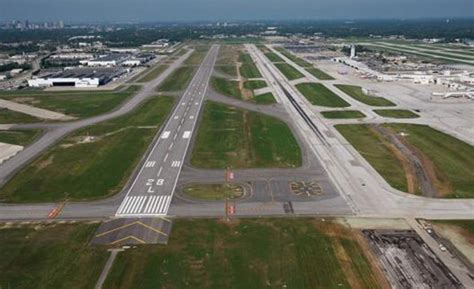 John Glenn Columbus International Airport - Landrum & Brown Incorporated