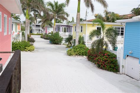 Beach House Rentals in Fort Myers Beach | Cottages of Paradise Point ...