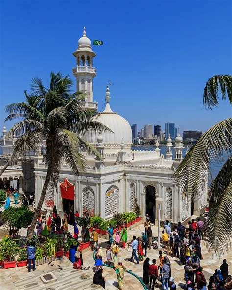 Haji Ali Dargah Mumbai | Haji Ali Dargah images, timings, best time to ...