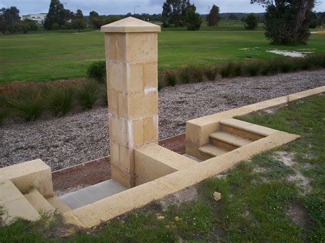 Limestone retaining Walls, Piers & Steps - Fencing Solutions