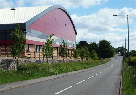 West Notts College, Mansfield © David Hallam-Jones :: Geograph Britain ...