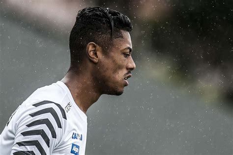 Por Bruno Henrique, Santos entra com recurso na Conmebol e segura Copete - Portal Ternura FM de ...