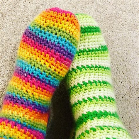 Crocheted Slipper socks pattern. Everyone needs toasty toes. | Valentines crochet, Sock patterns ...