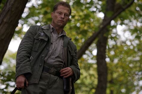 Til Schweiger as Sgt. Hugo Stiglitz - Inglourious Basterds Photo ...