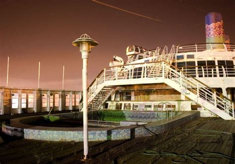 11 Abandoned Ferries, Ocean Liners, Cruise Ships & Hovercraft - Urban ...