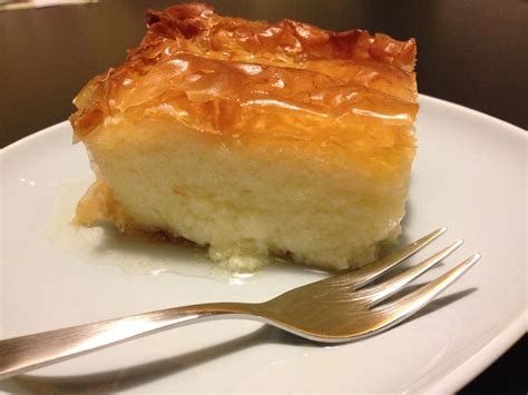 Ancient Greek Recipes Desserts : Baklava Cheesecake | Greek desserts ...