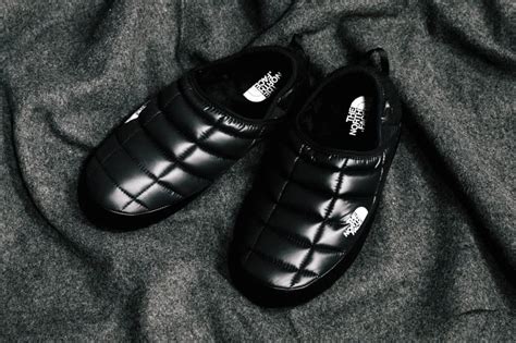 The North Face Puffer Sandals Slides Shoes | Hypebae