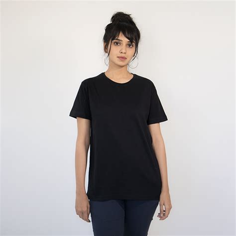 Black Plain T-Shirt For Women - Machaand