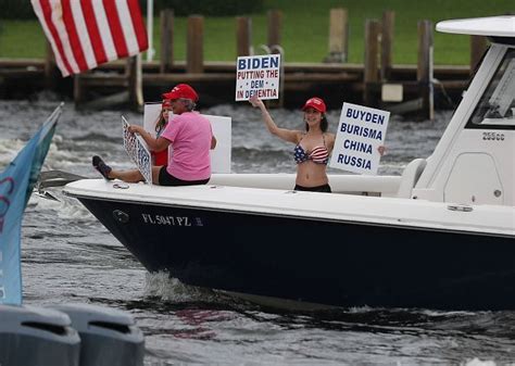 PHOTOS: Trump Boat Parade | WOAI