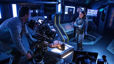 Go Behind the Scenes of 'The 100' Season 6 (PHOTOS)