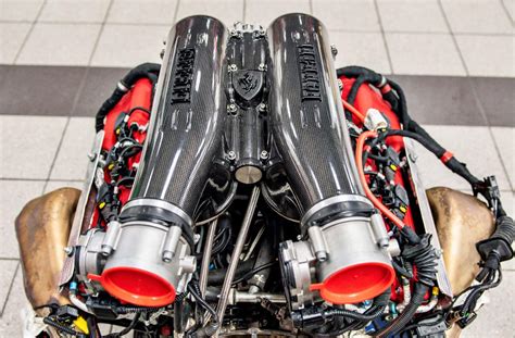 DT: Ferrari F430 Scuderia Complete Engine for Display | PCARMARKET