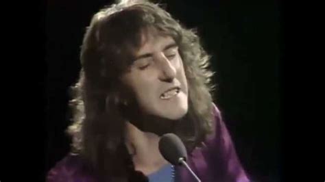 10 Greatest Denny Laine Songs