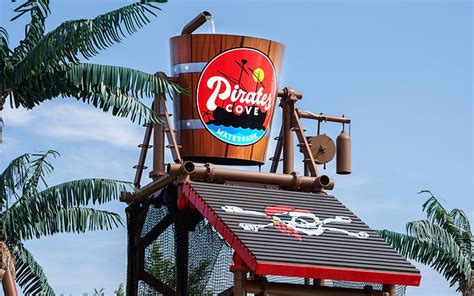 Pirates Cove Waterpark Graphics | Harmonic Media