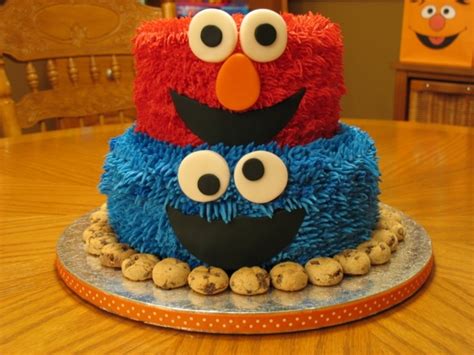 Elmo/cookie Monster Cake - CakeCentral.com