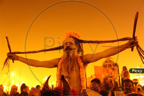 Image of Aghori or Naga Sadhu or Hindu Holy man Arriving At Allahabad ...