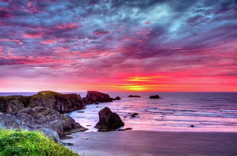 Pink Sunset Bandon Oregon Photograph by Connie Cooper-Edwards