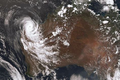 Our new model shows Australia can expect 11 tropical cyclones this season | Evening Report