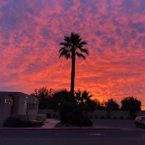 #Mexicali sunset! 😍 📷hernandezf1 #bc #Baja #bajanorte #mexico #vacation ...