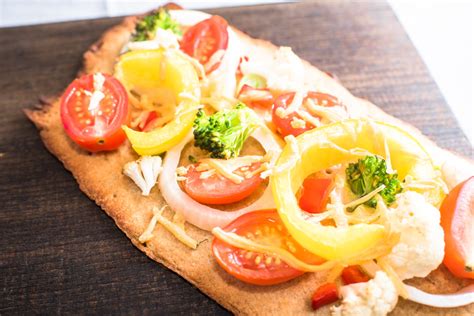 Mixed Veggie Thin Crust Pizza | The Palm South Beach Diet Blog