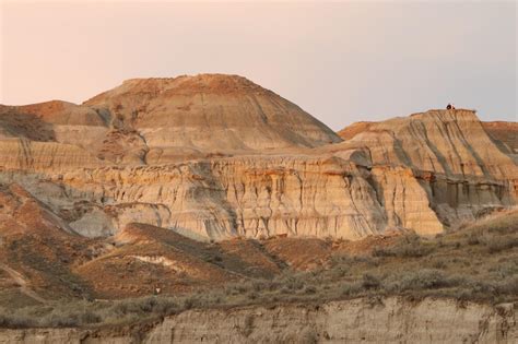 If you and your SO were hiking in Dinosaur Provincial Park September 21st, 2019 I may have taken ...