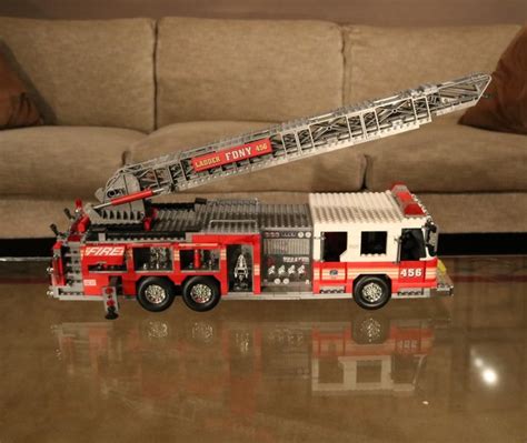 Mega Bloks Pro Builder NYC Fire Truck - Catawiki