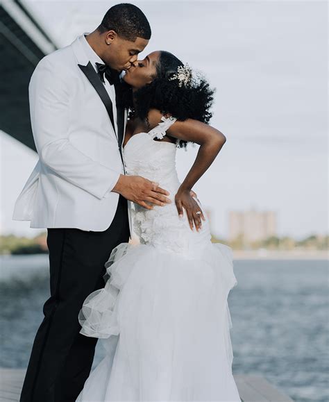 Check Out This Philly Couple’s Modern Black-and-White Wedding