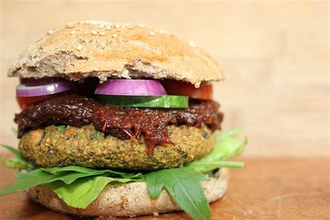 20+ Free Vegan Burger & Burger Photos