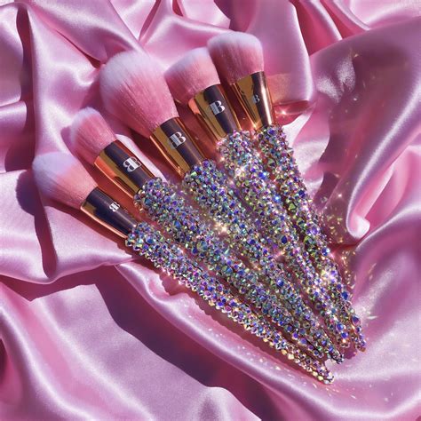 5-Piece Bring On The BLING face set (Rose Gold) | Bling makeup, Rhinestone makeup, Makeup brushes