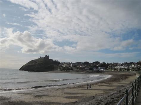 Criccieth Beach | Gwynedd Coast